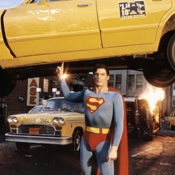 Superman Taxi Voces Online Panamá 2